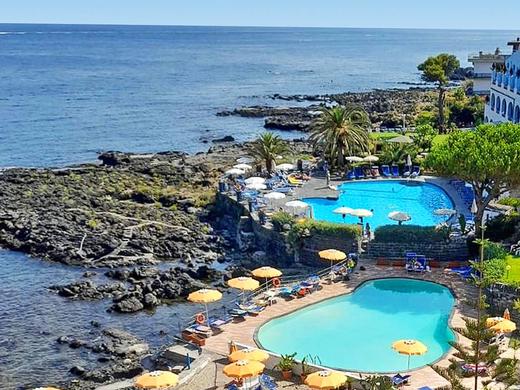 Hotel Arathena Rocks