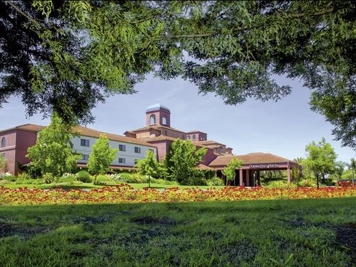 DoubleTree by Hilton Sonoma - Wine Country