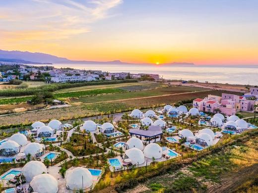 Emerald Oasis Glampotel