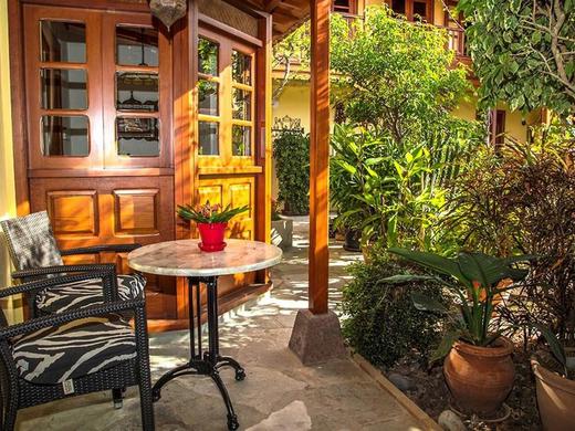 Finca Casa Dona Rosario