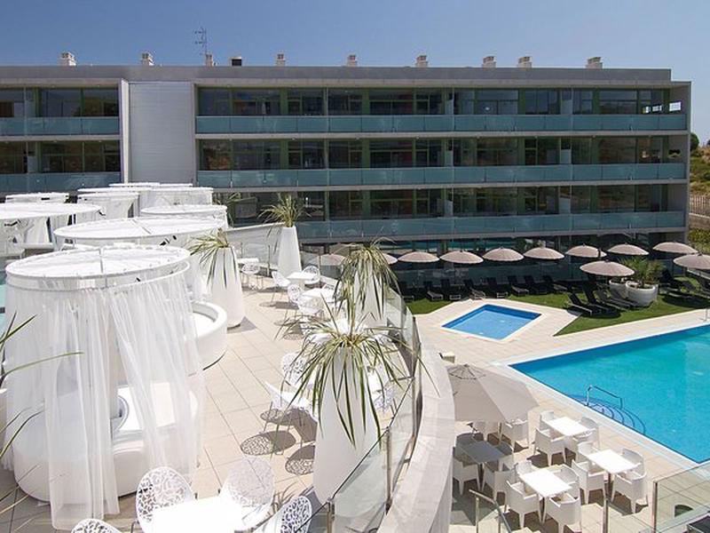 Apolo Suites Rentalmar