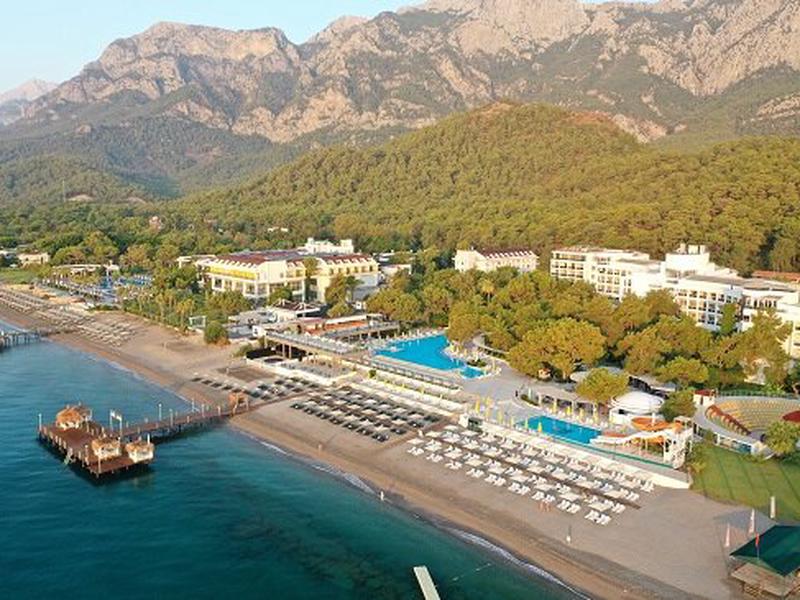 Perre La Mer Hotel Resort & Spa