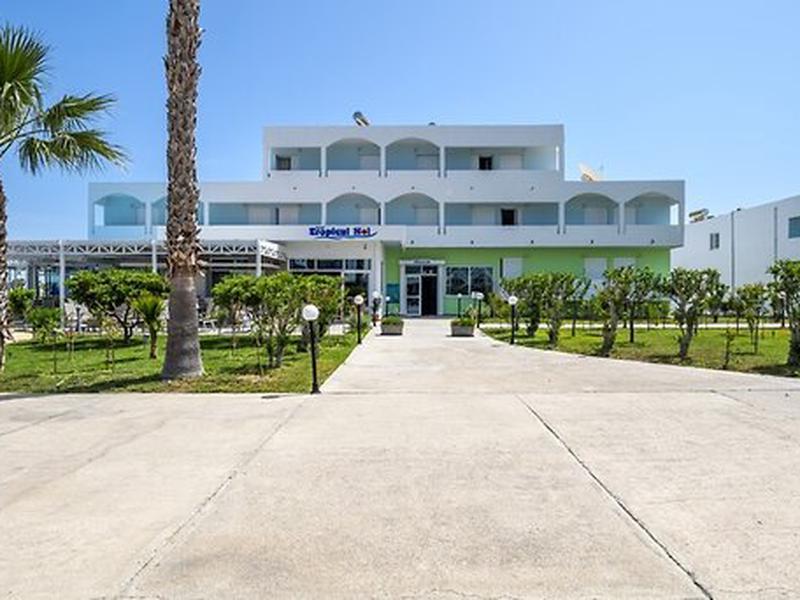 Tropical Sol Hotel