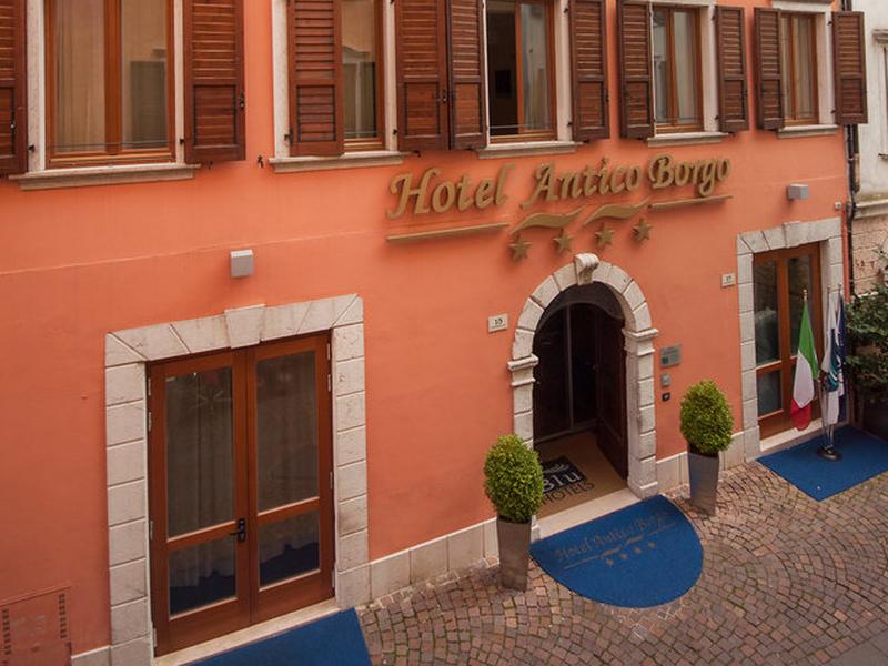 Antico Borgo