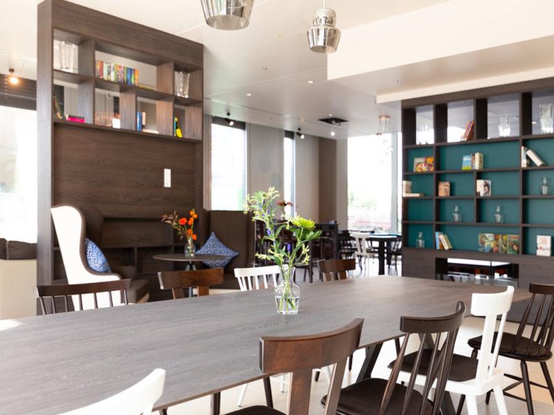Stellaris Apartment Hotel