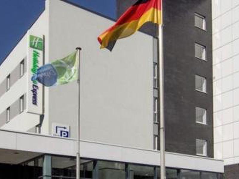 Holiday Inn Express Hamburg City Centre ohne Transfer Angebot aufrufen