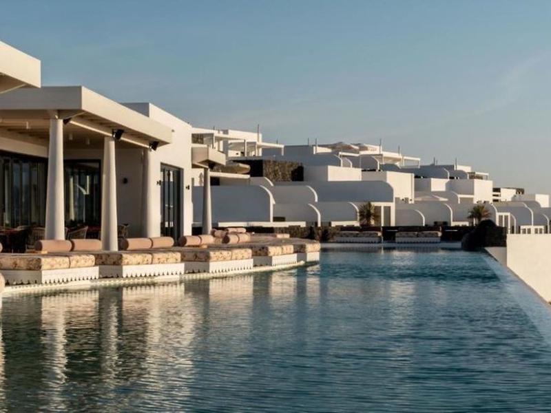 Cresanto Luxury Suites