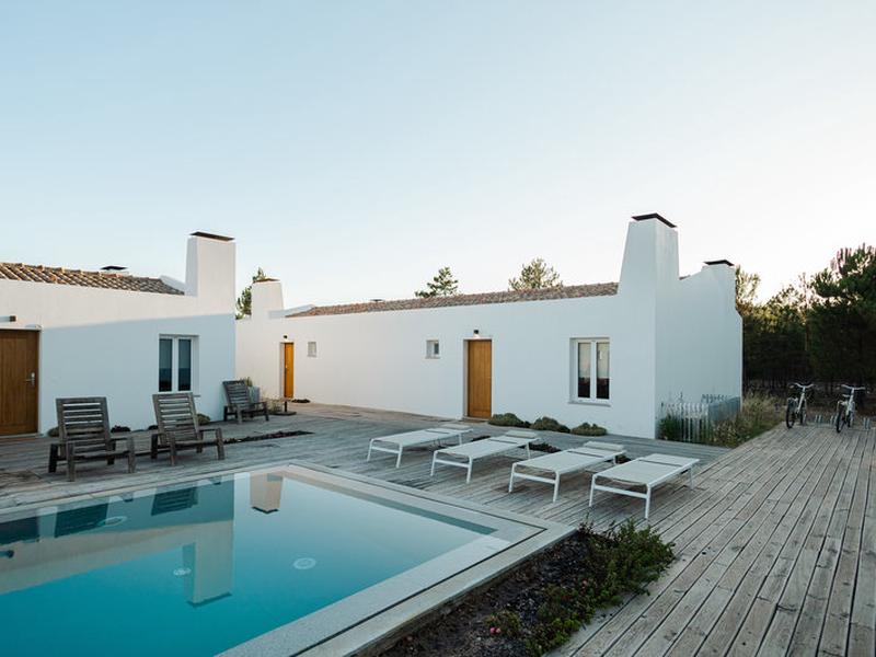 Craveiral Farmhouse by Belong Staying & Feeling