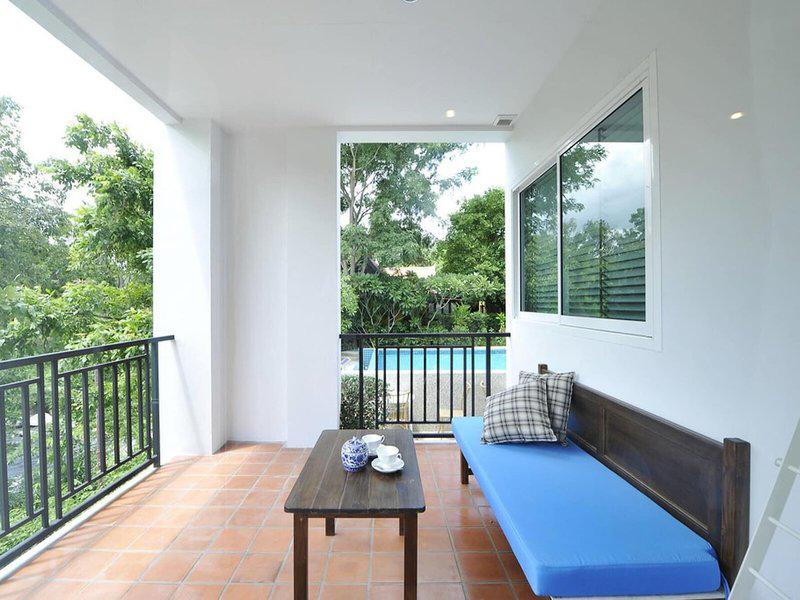 Zantiis Ndol Villas