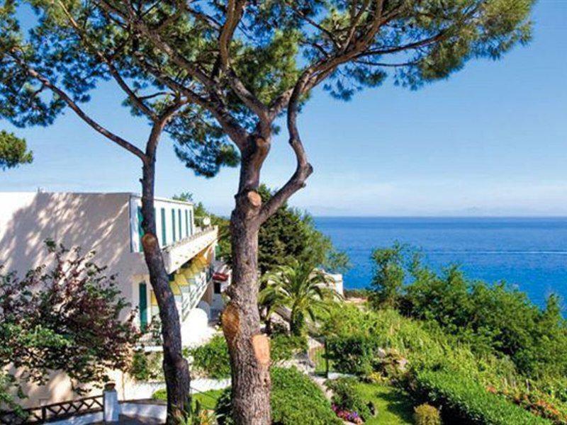 Hotel Villa Ireos