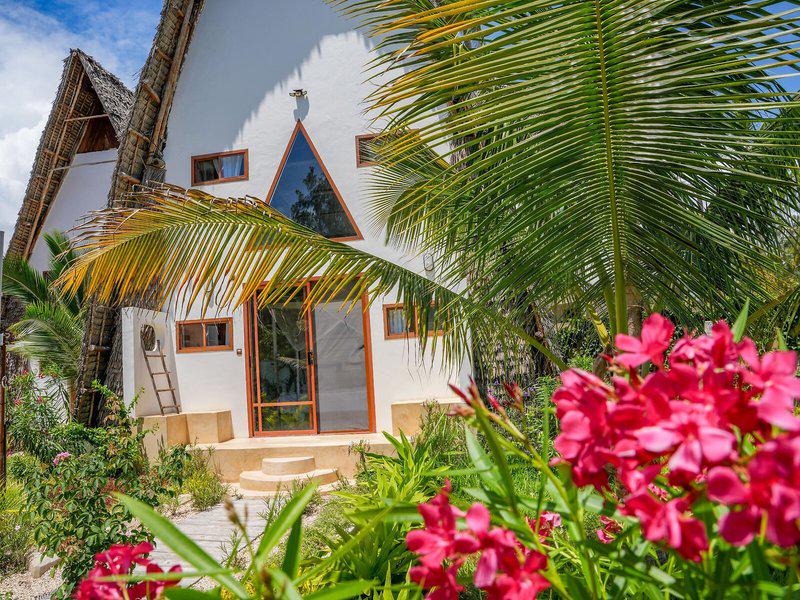 La Perla Beach Resort