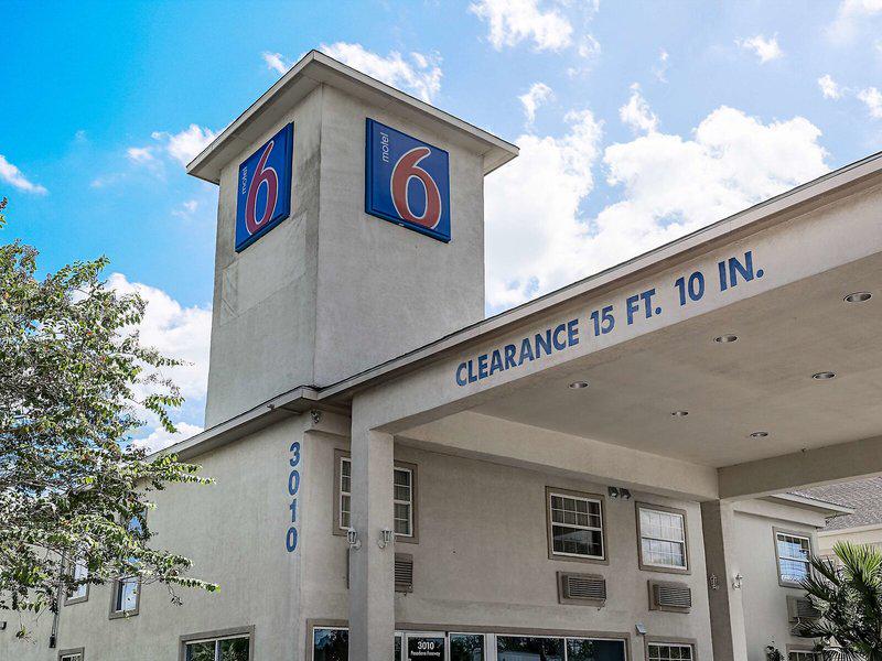 Motel 6 Pasadena Tx