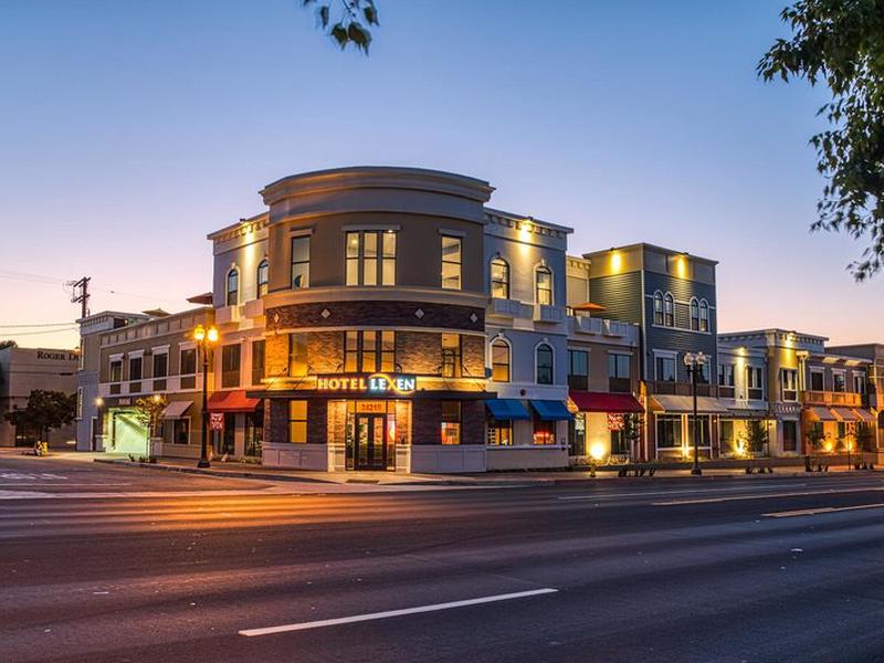Hotel Lexen - Newhall