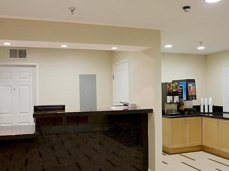 Burbank Inn and Suites
