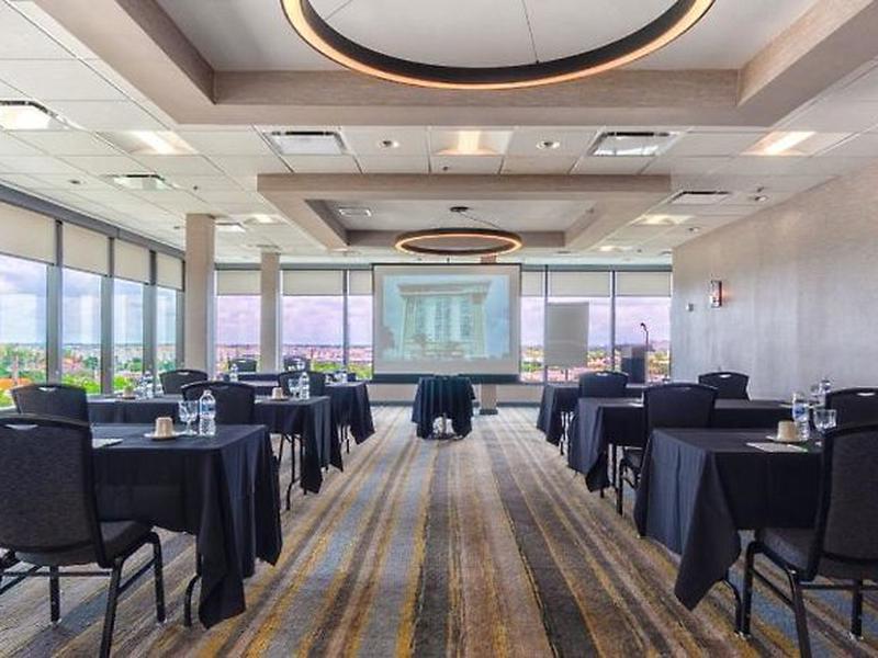 Holiday Inn Miami International Airport by IHG