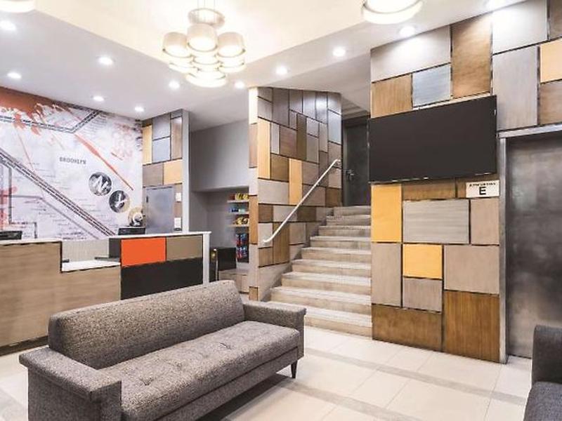 La Quinta Inn & Suites by Wyndham Brooklyn Downtown