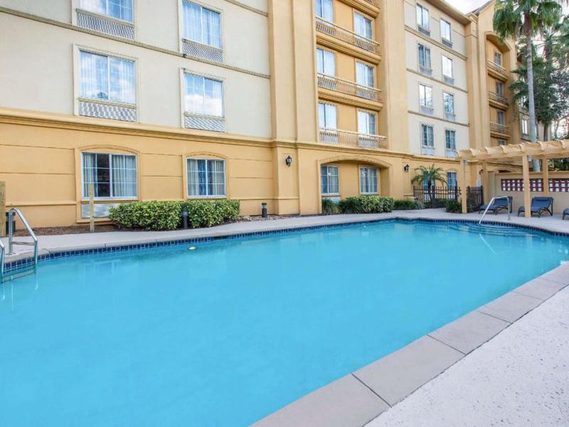 La Quinta Inn & Suites by Wyndham Tampa Brandon Regency Park