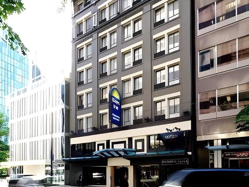 Days Inn by Wyndham Vancouver Downtown