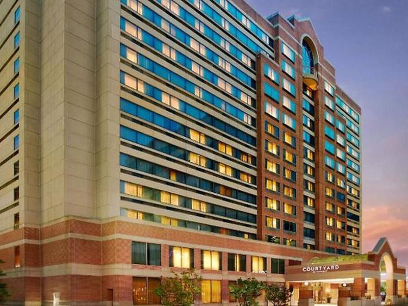 Courtyard by Marriott Arlington Crystal City/Reagan National Airport