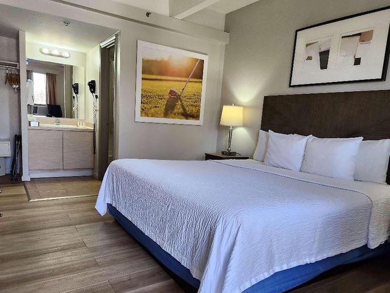 Days Inn by Wyndham Denver Downtown