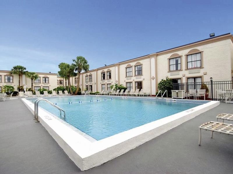 La Quinta Inn by Wyndham Orlando International Drive North