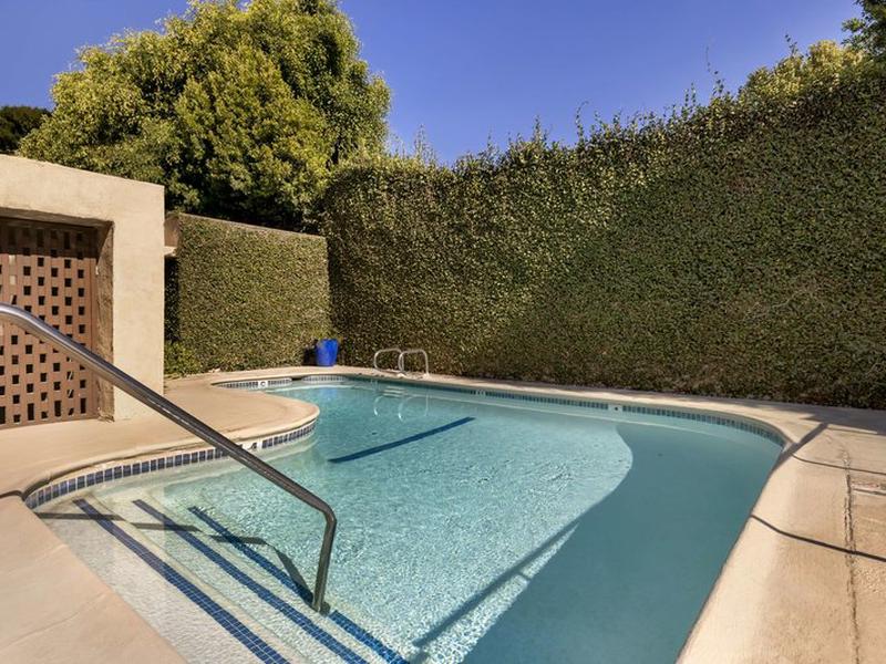 Best Western Royal Palace Inn & Suites