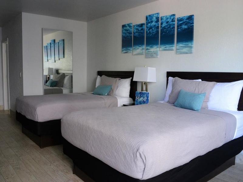 Up Midtown Hotel