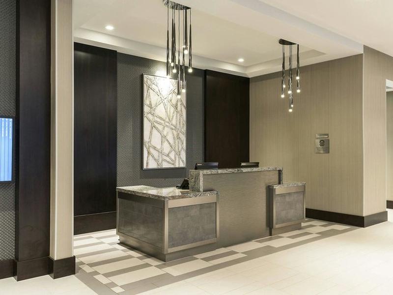 Courtyard by Marriott Edgewater NYC Area