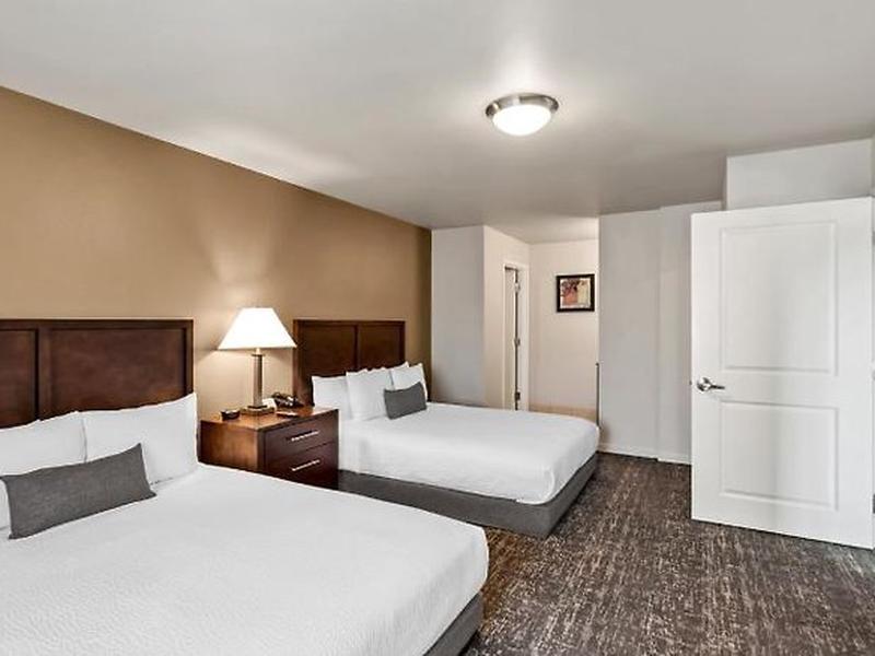 Ledgestone Hotel