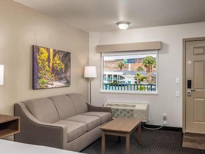 St. George Inn and Suites