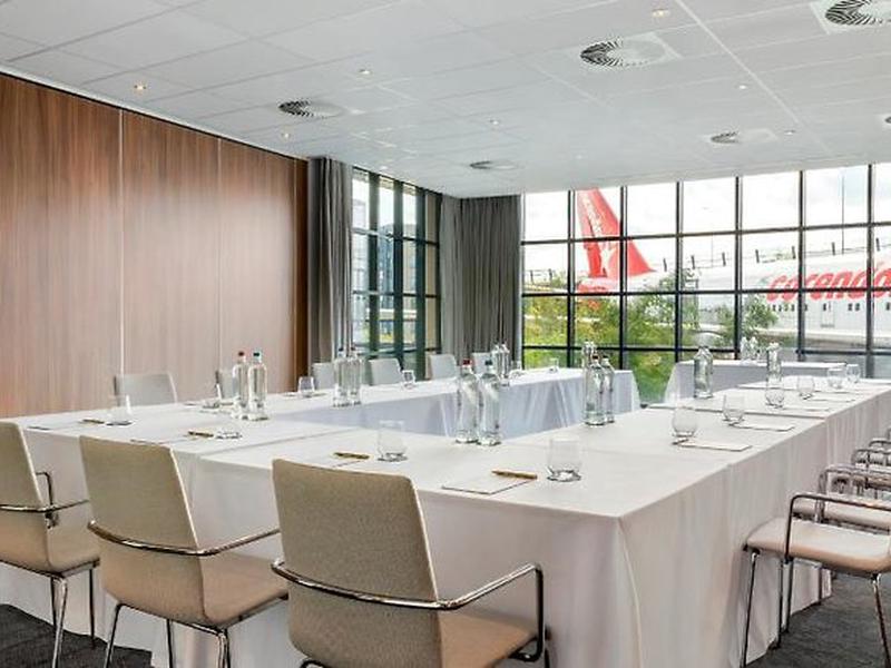 Corendon Apartments Amsterdam Schiphol Airport Hotel