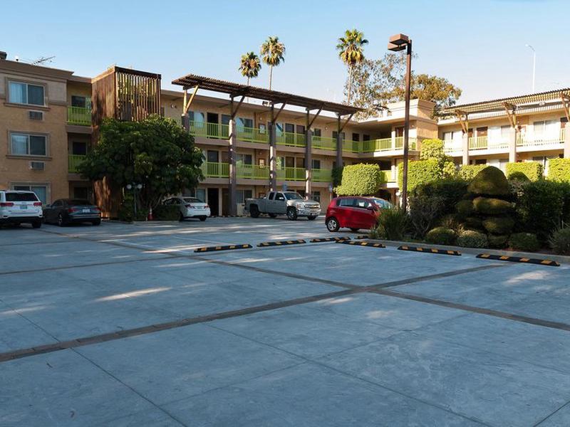 Best Western Plus Eagle Rock Inn