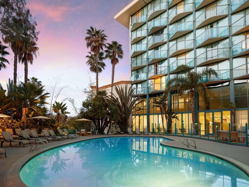 DoubleTree by Hilton San Diego Hotel Circle