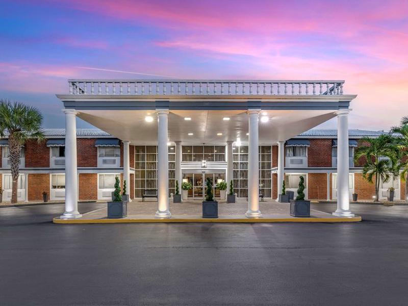 Best Western Palm Beach Lakes Inn