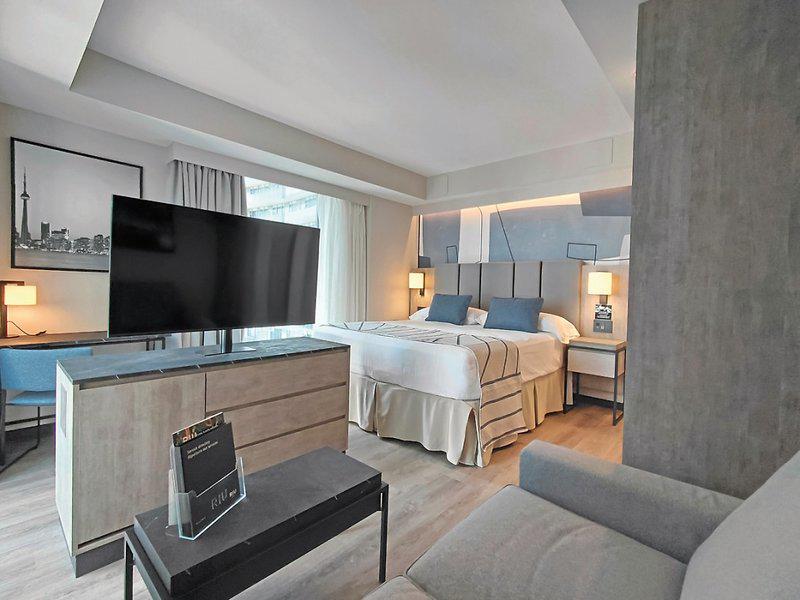 Hotel Riu Plaza Toronto