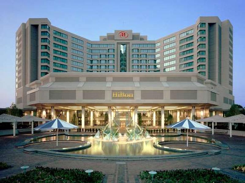 Hilton East Brunswick Hotel & Executive Meeting Center
