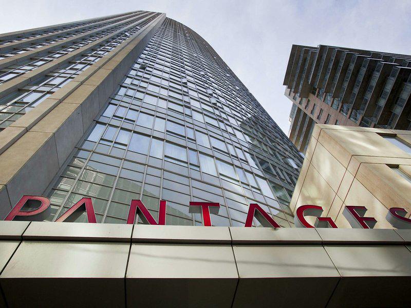 Pantages Hotel Downtown Toronto