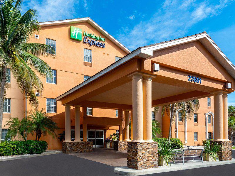 Holiday Inn Express & Suites Bonita Springs
