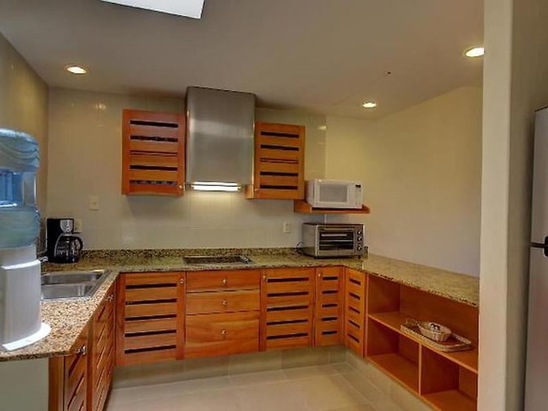 Riviera Maya Suites