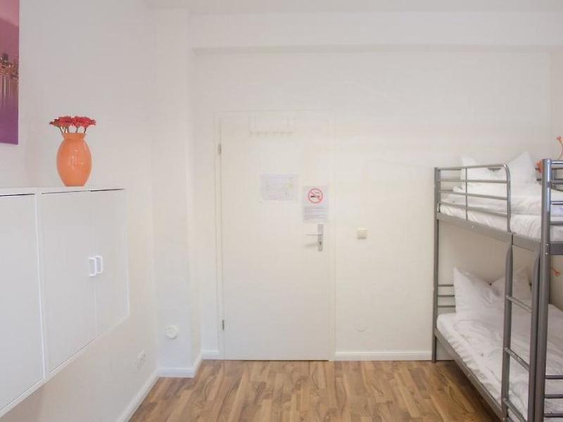 MAC City Hostel