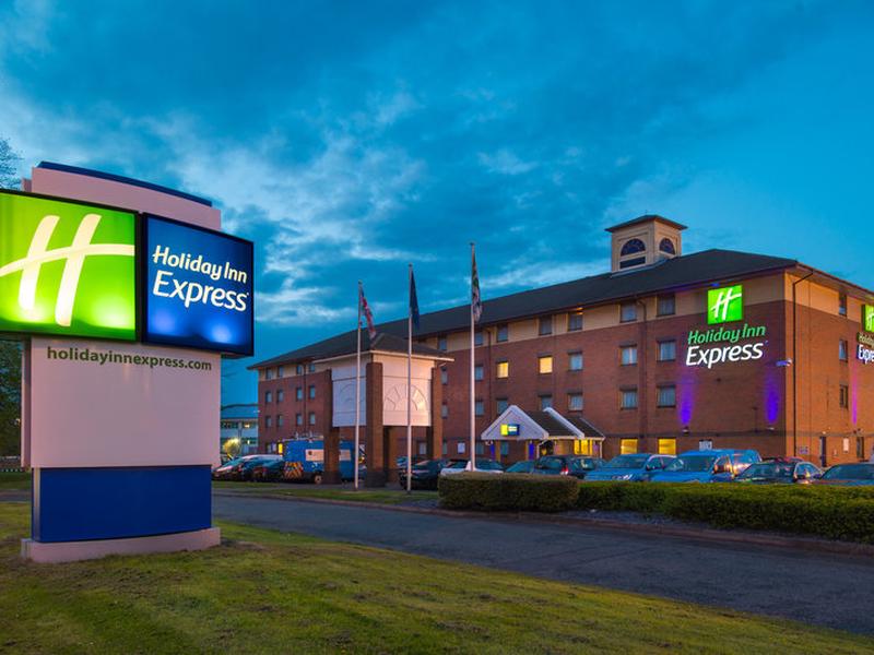 Holiday Inn Express Birmingham - Oldbury by IHG