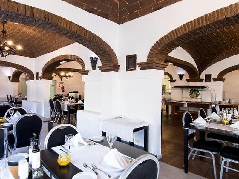 Quarteirasol Beach Hotel