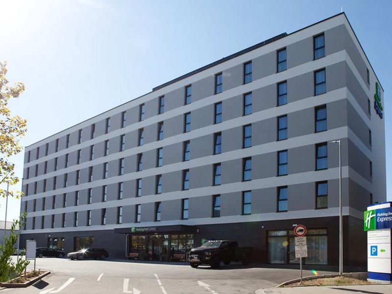 Holiday Inn Express Frankfurt Airport - Raunheim by IHG