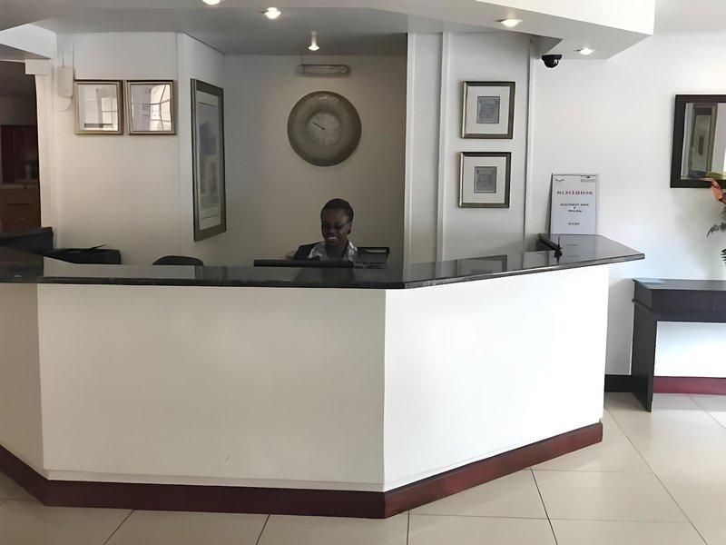 Airport Inn and Suites