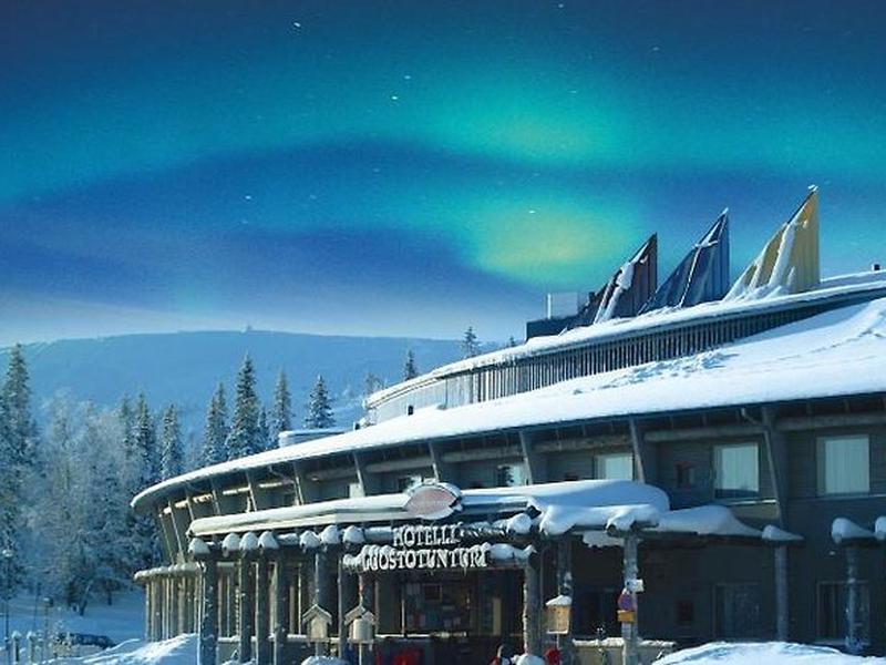 Lapland Hotel Luostotunturi & Amethyst Spa