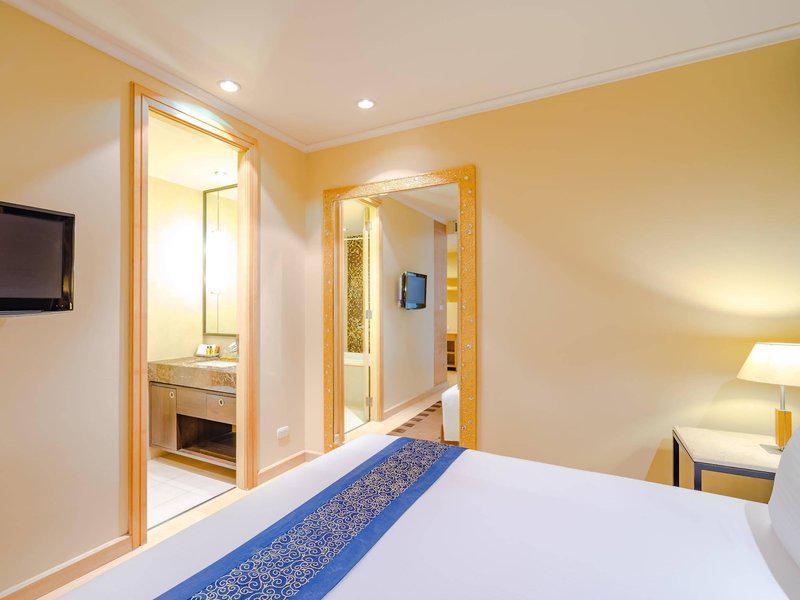 Admiral Premier Sukhumvit by Compass Hospitality