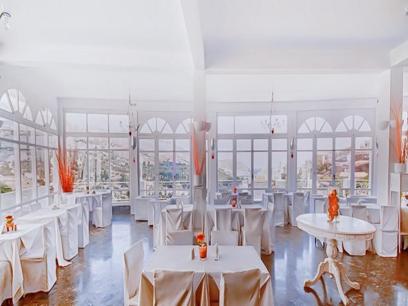 Paradise Art Hotel