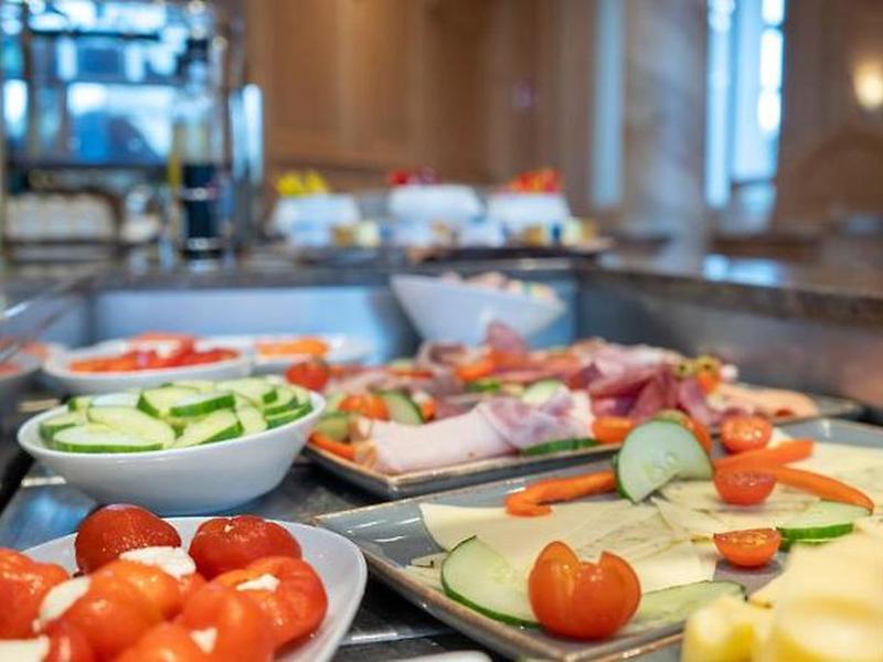 Atomis Hotel Munich Airport by Mercure
