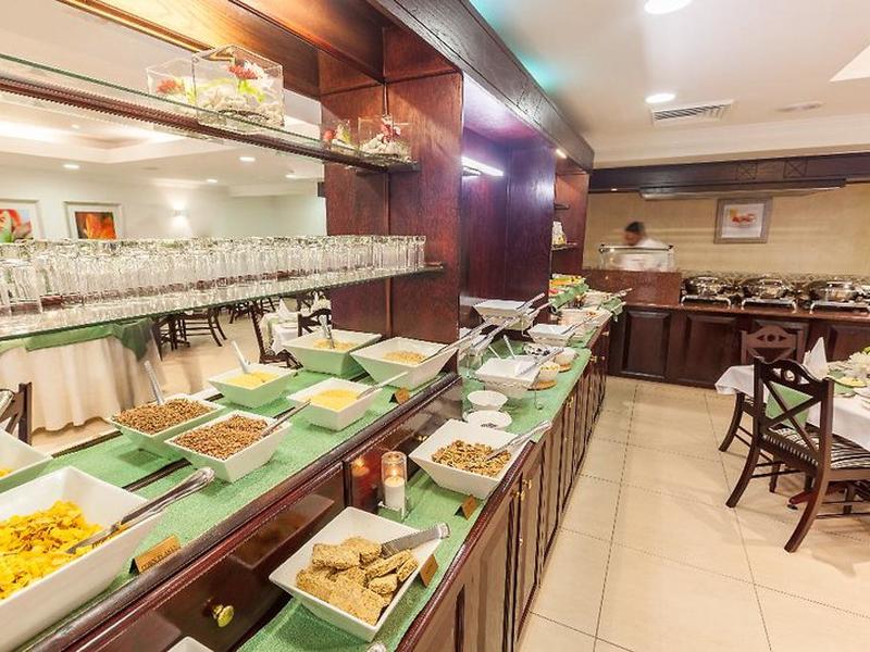 Courtyard Hotel Rosebank