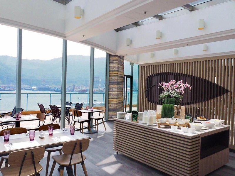 Grand Bay View Hotel